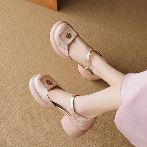 Camellia Baotou Hollowed Sandals Soft Leather Bottom Word Buckle High Heels