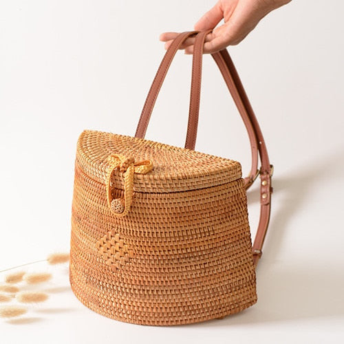 Bali New Handmade Rattan Woven Backpack Luxury Brand Bohemian Straw Shoulder Bag Fashion Retro Beach Bag Travel Holiday Bag