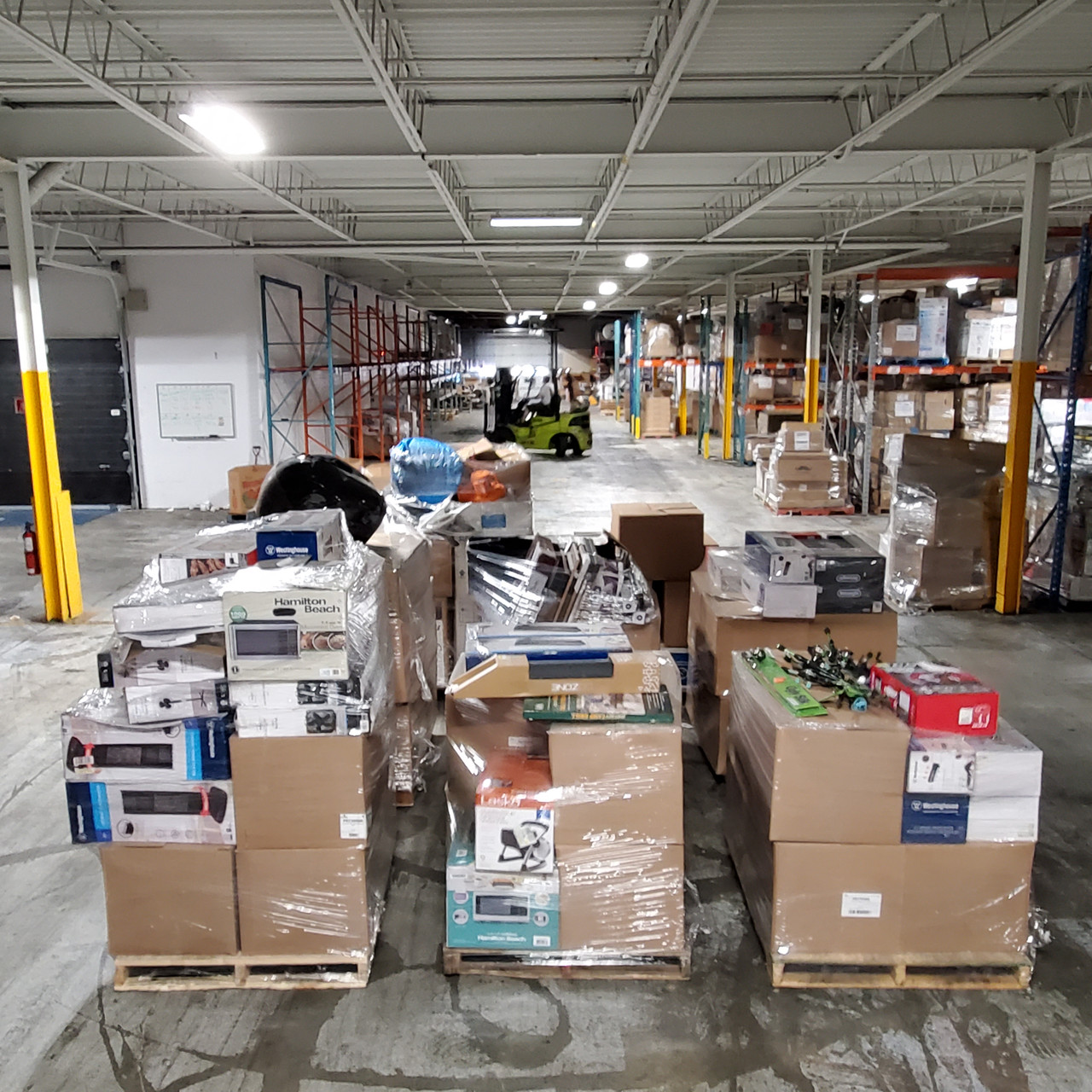 1278 Units of Home & More - MSRP 29888$ - Returns (Lot # 584001)