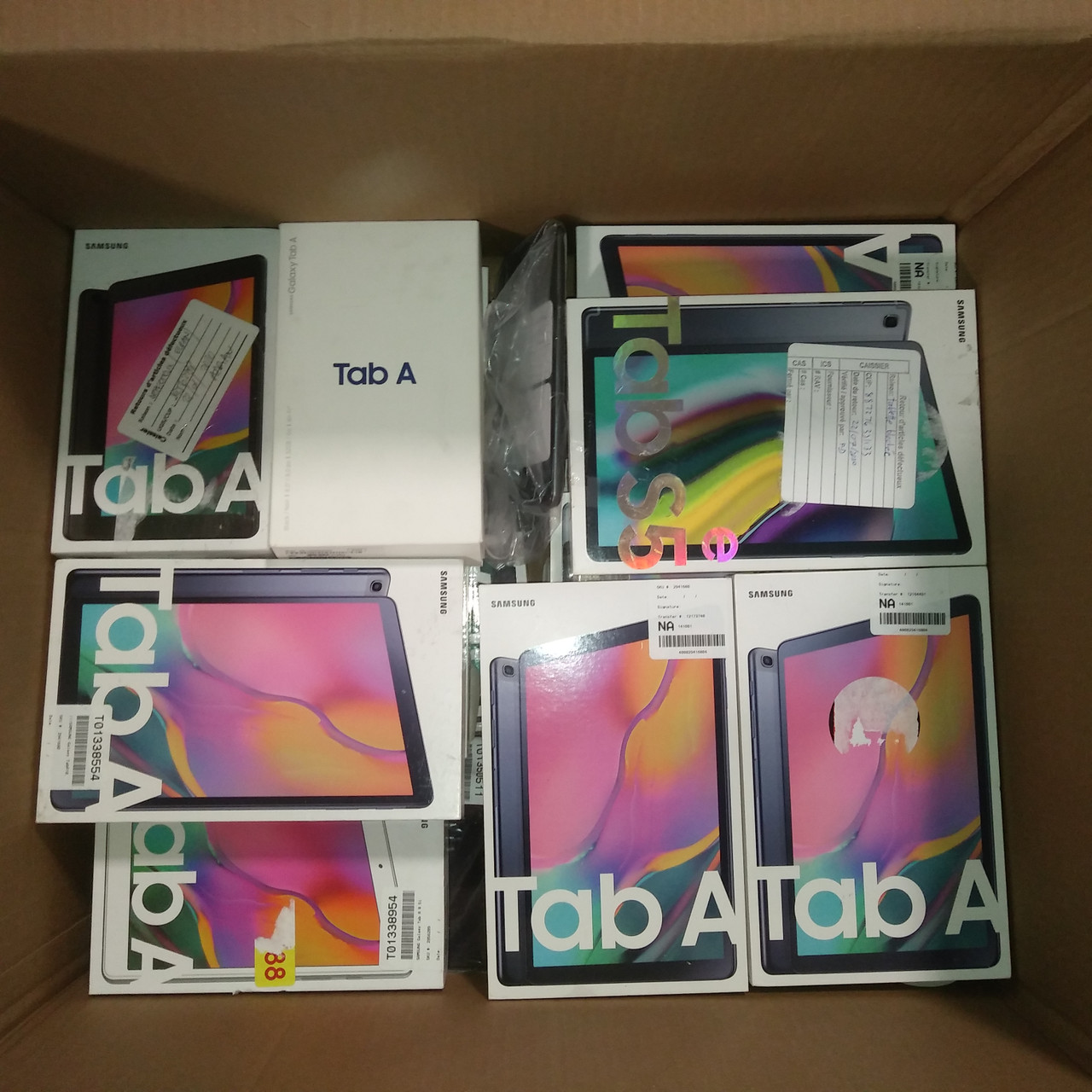 20 Units of Samsung Tablets - MSRP 6015$ - Salvage (Lot # 562115)