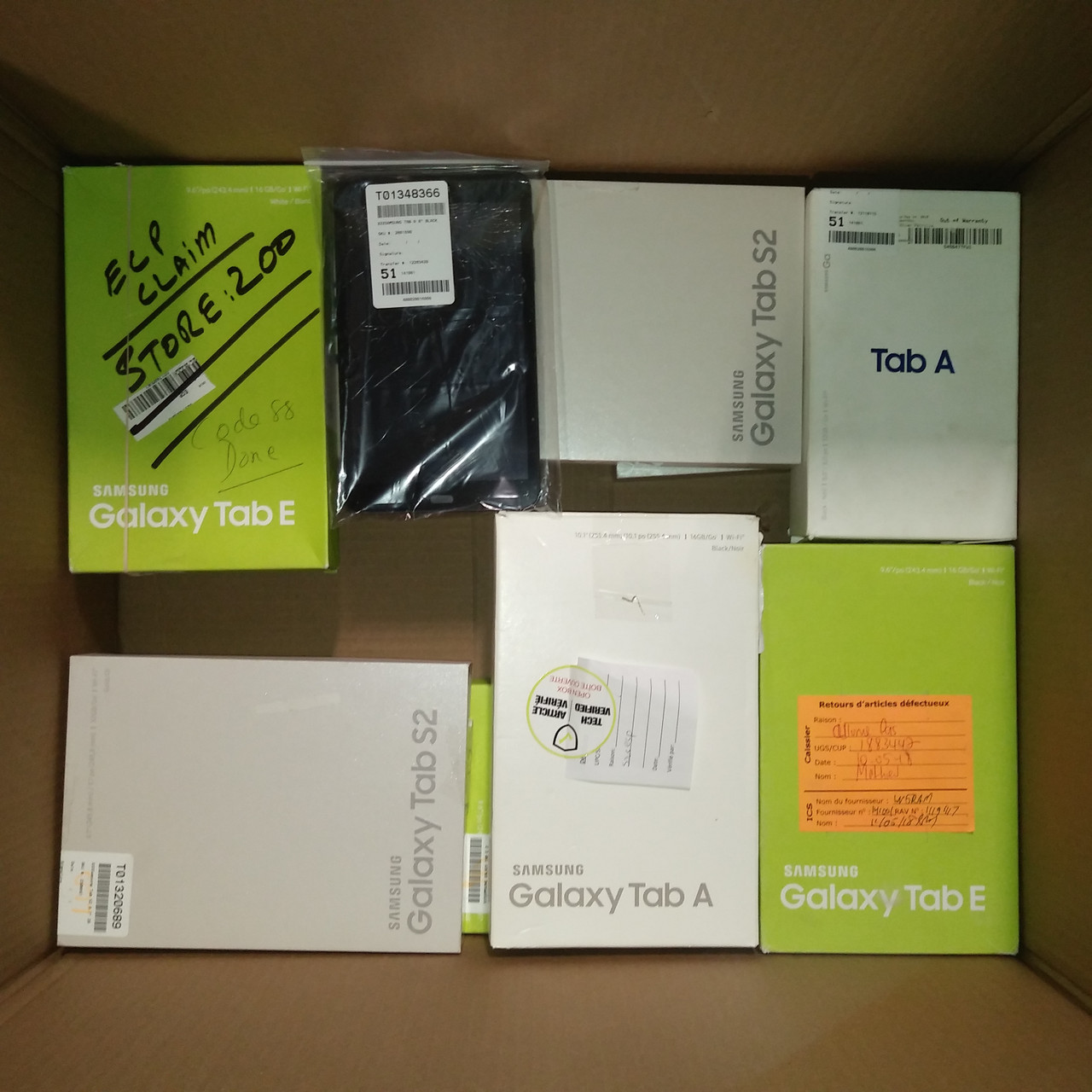 11 Units of Samsung Tablets - MSRP 3418$ - Salvage (Lot # 562118)