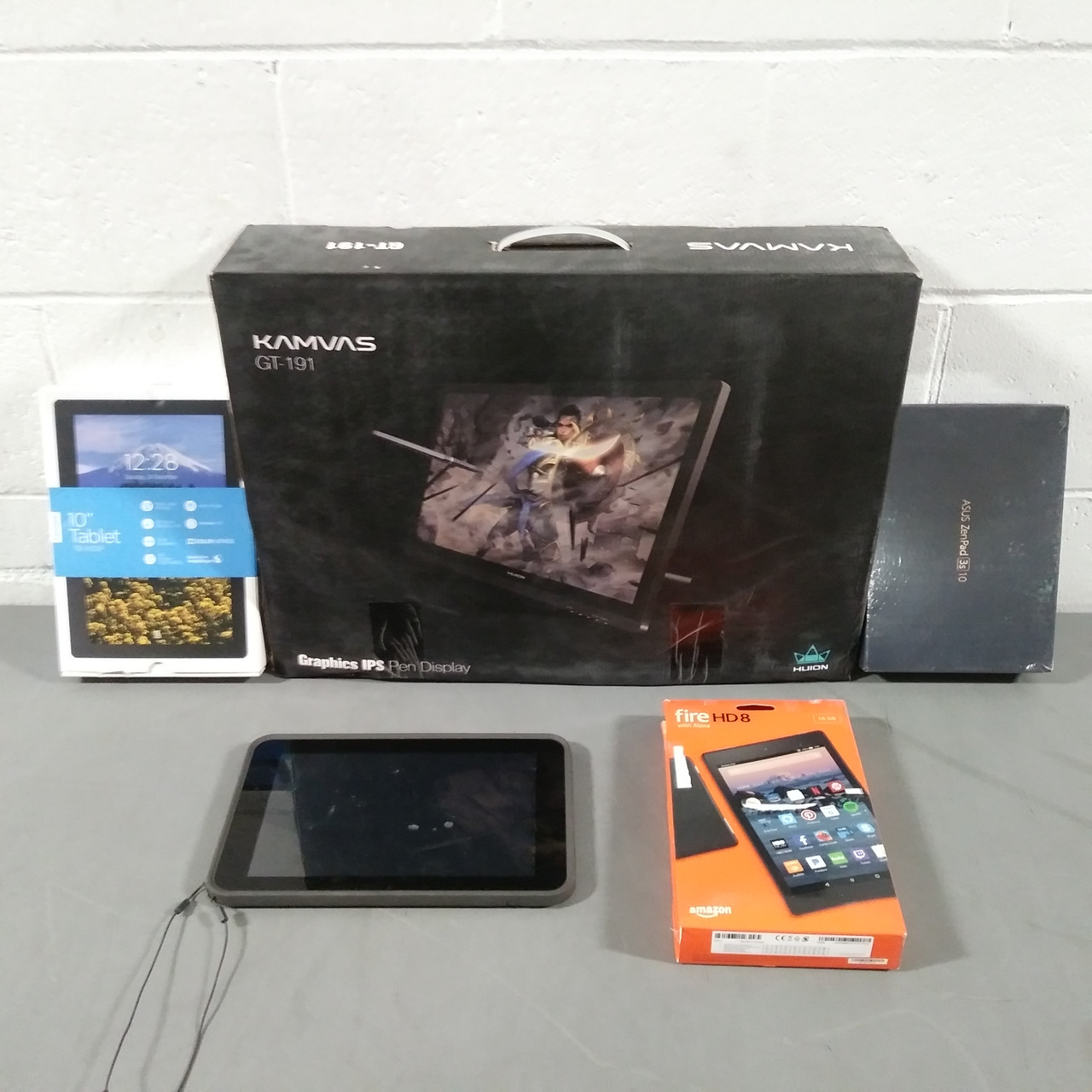 11 Units of Tablets - MSRP 4141$ - Returns (Lot # 557572)