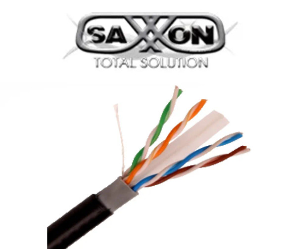 SAXXON OUTPCAT6CCAEXT- Cable UTP CCA de 305m, categoría 6 para exteriores, con doble forro y color negro.Ofrece transmisión de datos rápida y estable, con protección adicional gracias a su doble forro que resiste condiciones ambientales adversas.