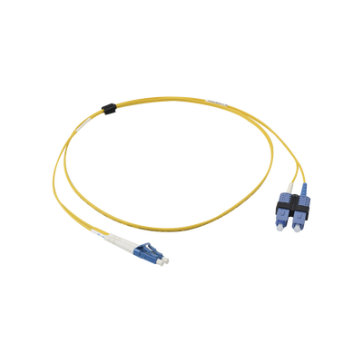 Jumper de Fibra Óptica Monomodo (OS2), XGLO, SC/UPC-SC/UPC Dúplex, OFNR, Color Amarillo, 1 Metro