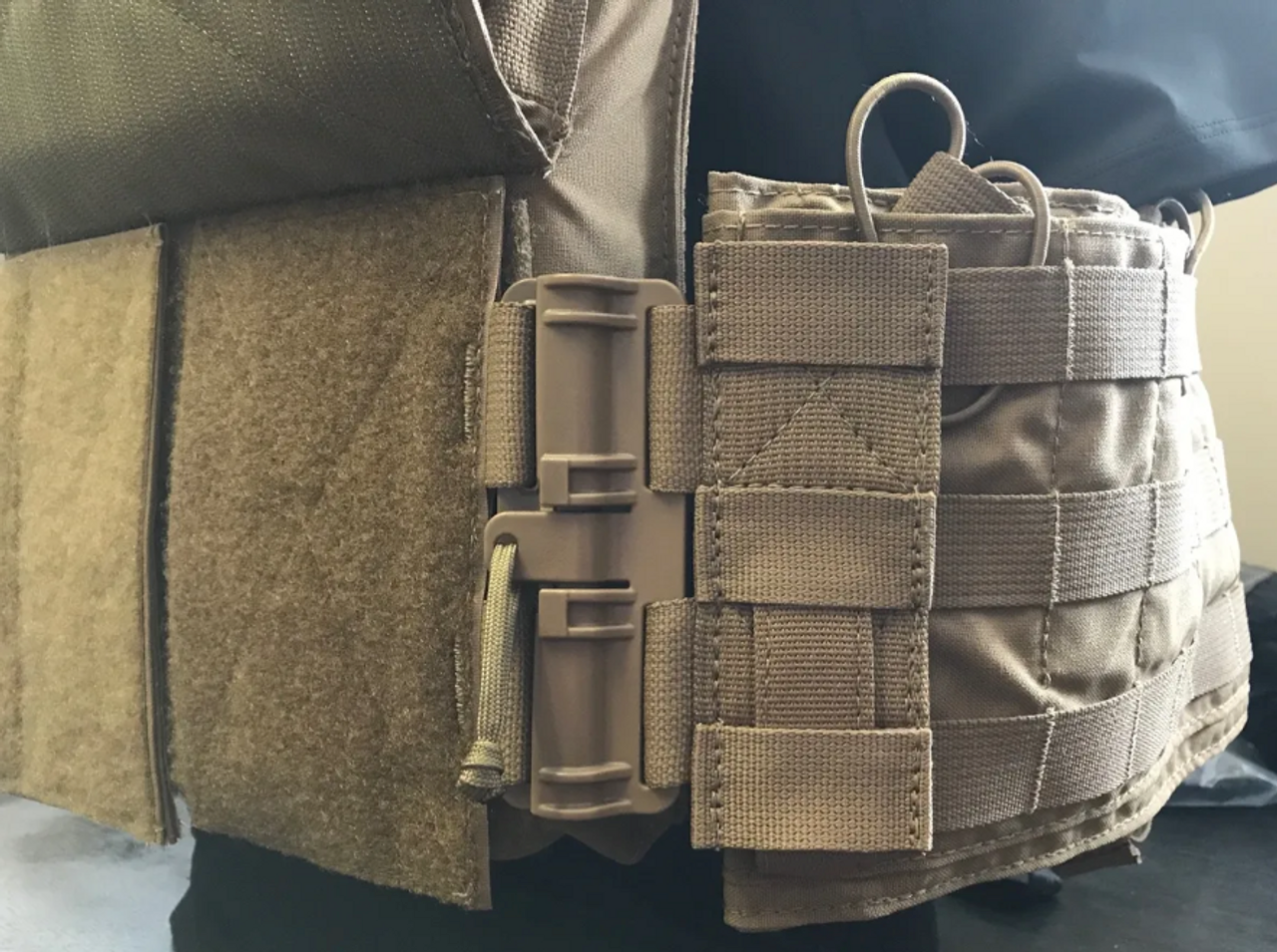 個人装備 First Spear TUBES Laser/MOLLE Attachment First Spear TUBES Laser/MOLLE Attachment Kit | 七洋交産株式