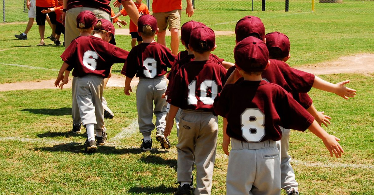 4 Ways To Celebrate Your Young Sports Players' End-of-Season 4 Ways To Celebrate Your Young Sports Players' End-of-Season