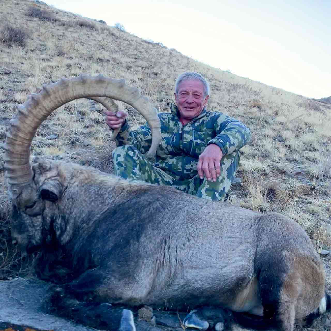 Gobi and Altia Hunt in Mongolia