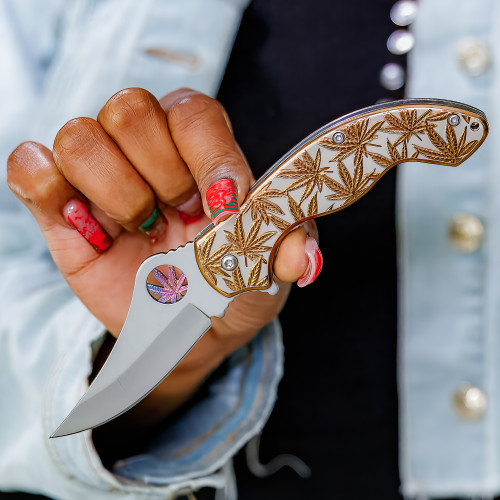 Kona Gold Assisted Opening Pocket Knife | Bead Blast Stainless Steel Blade