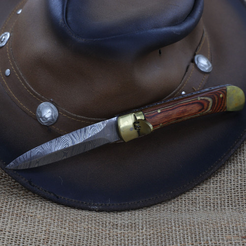 Great Red Damascus Lever Lock Knife – Automatic with Wood & Brass Handle