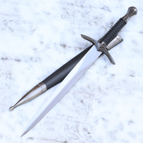 Arming Medieval Foe-Hammer Beater Movie Short Dagger