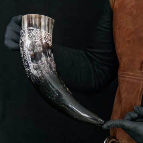 Drinking Horn With Vegvisir Desgin