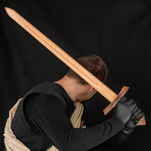 To the Top Beech Wood Practice Play Cosplay Costume Knight Wooden Sword w/ Leather Wrapped Handle