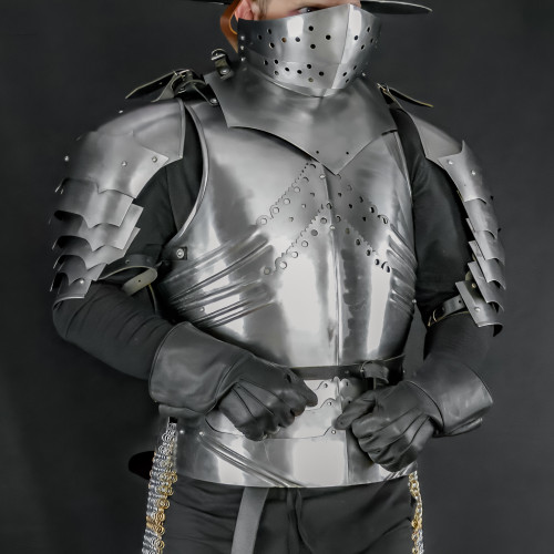 Gothic Cuirass – Sturdy & Elegant Medieval Body Armor