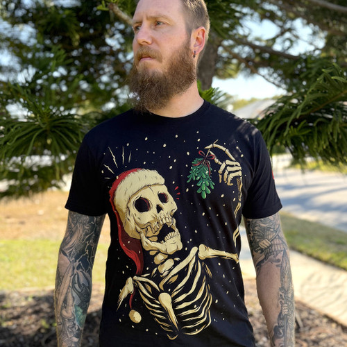 Mistled Tee by Seventh.Ink