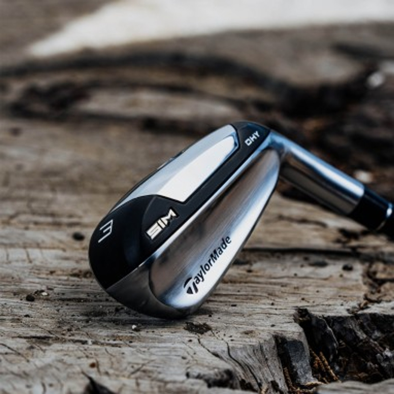 TaylorMade - テーラーメイド/シム DHY / SIM DHY &amp; ゴースト/ ハイブリッド TaylorMade SIM DHY Review - Plugged In Golf