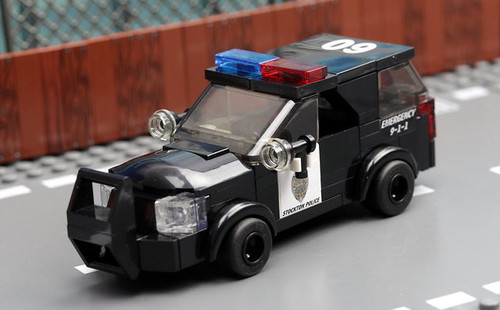 Stockton Police - Ford Explorer 2024 | black rims | Setina push bar