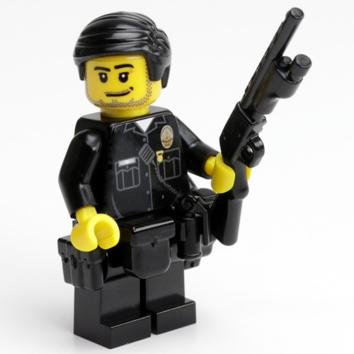 LAPD Officer  Ivons