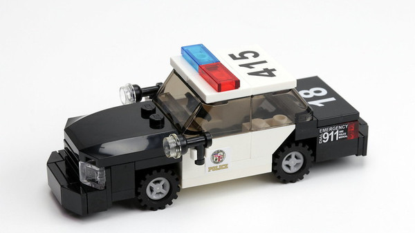 LAPD Crown Victoria (select your trunk number) - Patrol Car