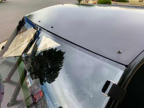 Wildcat XX Full Polycarbonate Windshield with Quick Straps Wildcat XX Full Polycarbonate Windshield with Quick Straps