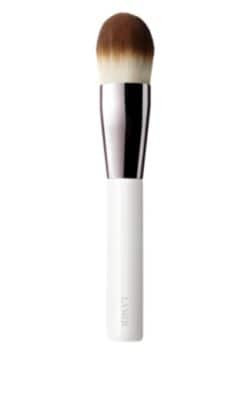 The Foundation Brush 1