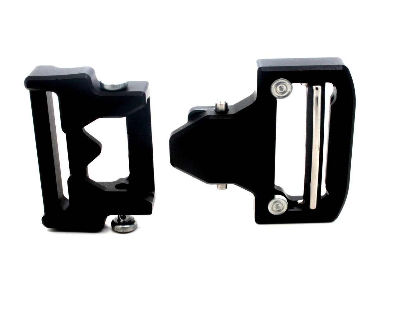 Back side of the 1-1/2" Mongoose buckle.