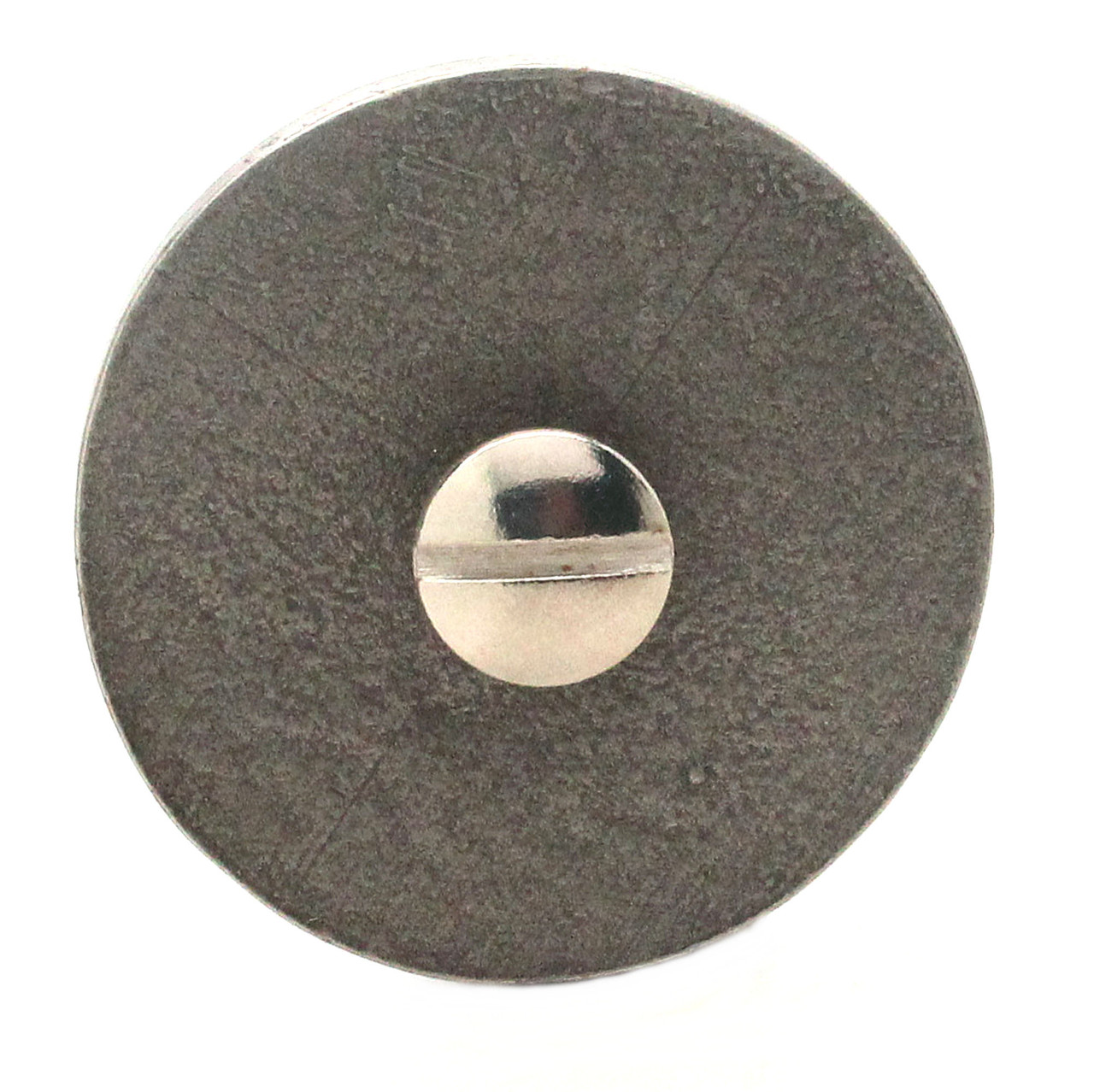Rope and berry edge smooth conchos back.