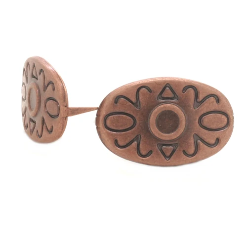 Antique copper oval spot front.