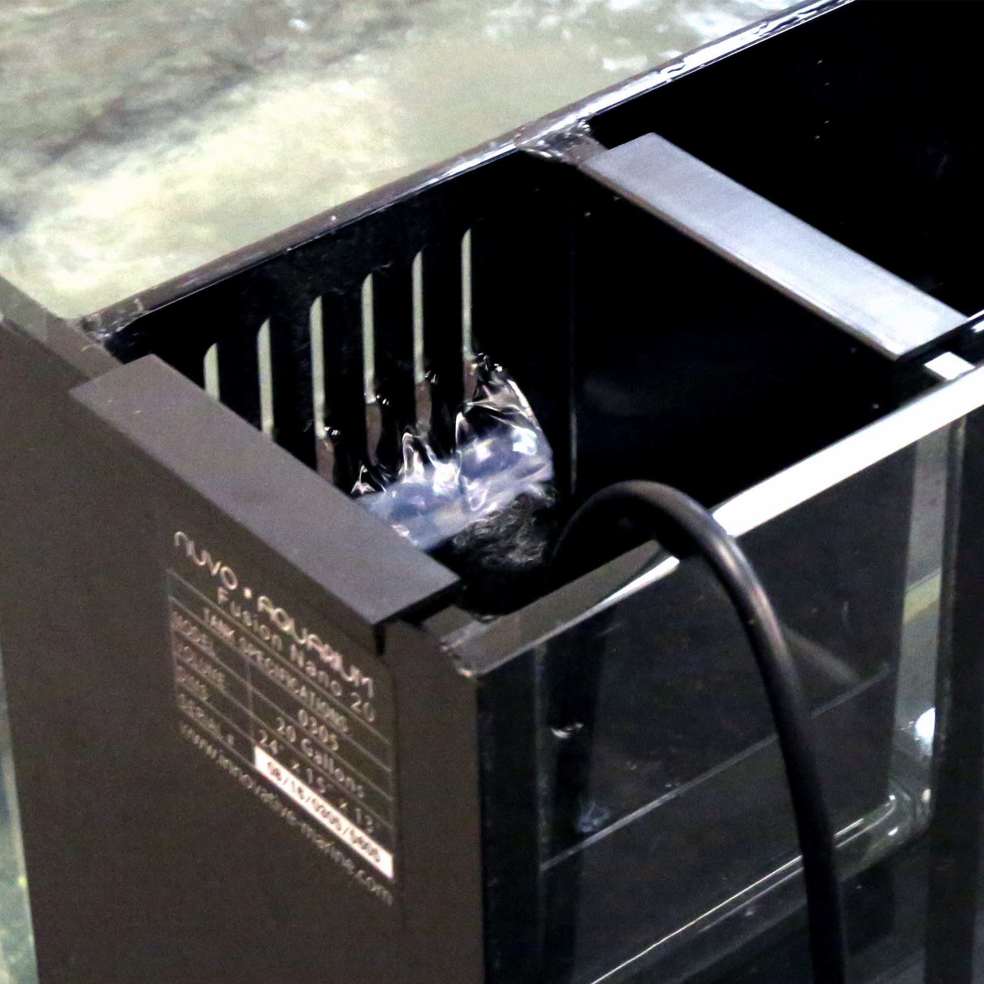 Innovative Marine AuqaShield 9 Watt UV Sterilizer For Nuvo Fusion Desktop Aquariums