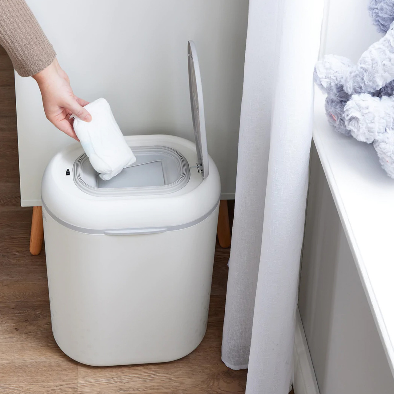 Shnuggle EcoTouch Baby Nappy Bin Shop Baby Changing Online