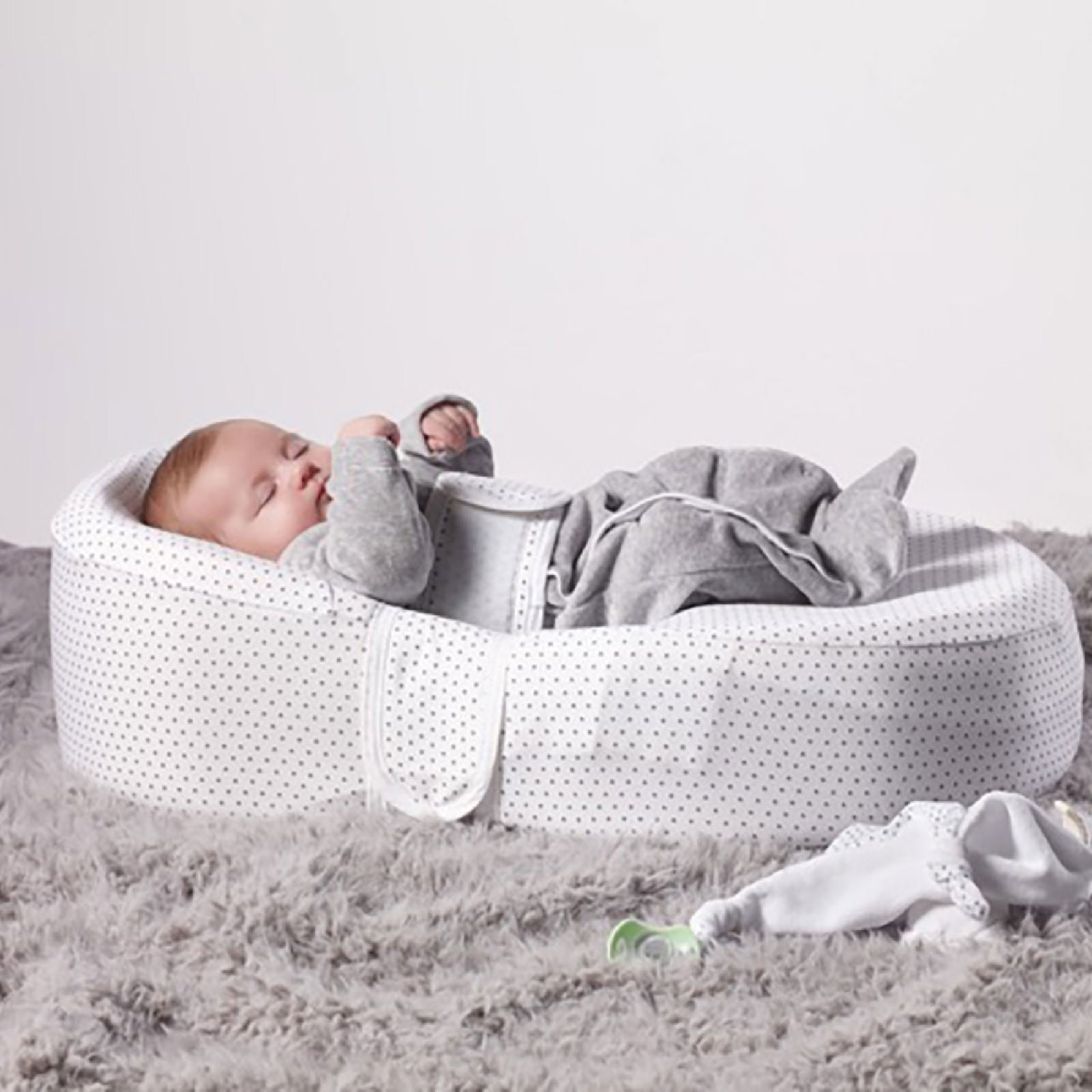 Buy Cocoonababyยฎ Nest Ergonomic Newborn Baby Cocoon- Grey Online