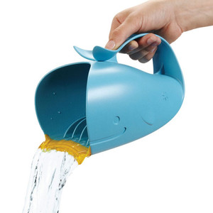 Skip Hop Moby Bath Waterfall Rinser Skip Hop Moby Bath Waterfall Rinser
