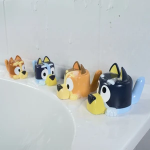 Bluey Family Stack & Pour Bath Toy - Perfect Kids Gift | Peekaboo Baby