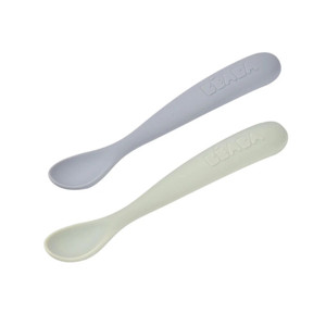 BEABA silicone baby spoons in misty green and pebble grey colours with embossed logo on white background