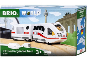 BRIO World ICE Rechargeable Train set with white train, Brandenburg Gate backdrop and colourful packaging display