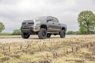 Rough Country 6in Toyota Suspension Lift Kit w/ Vertex Coilovers & V2 Shocks (07-15 Tundra) 75457