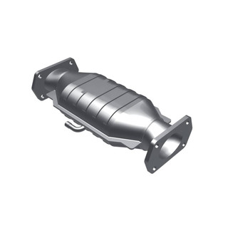 MagnaFlow Exhaust Products Direct-Fit Catalytic Converter 93940