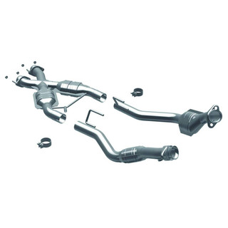 MagnaFlow Exhaust Products Direct-Fit Catalytic Converter 337338