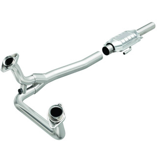 MagnaFlow Exhaust Products Direct-Fit Catalytic Converter 93307