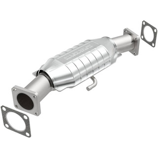 MagnaFlow Exhaust Products Direct-Fit Catalytic Converter 93426