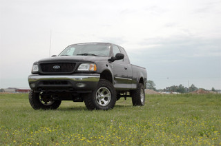 Rough Country - 5 Inch Lift Kit - Ford F-150 4WD (1997-2003)