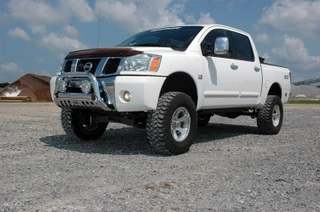 Rough Country - 6 Inch Lift Kit - N3 Struts - Nissan Titan 2WD/4WD (2004-2015)