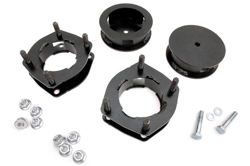 Rough Country 2-inch Suspension Lift Kit 664