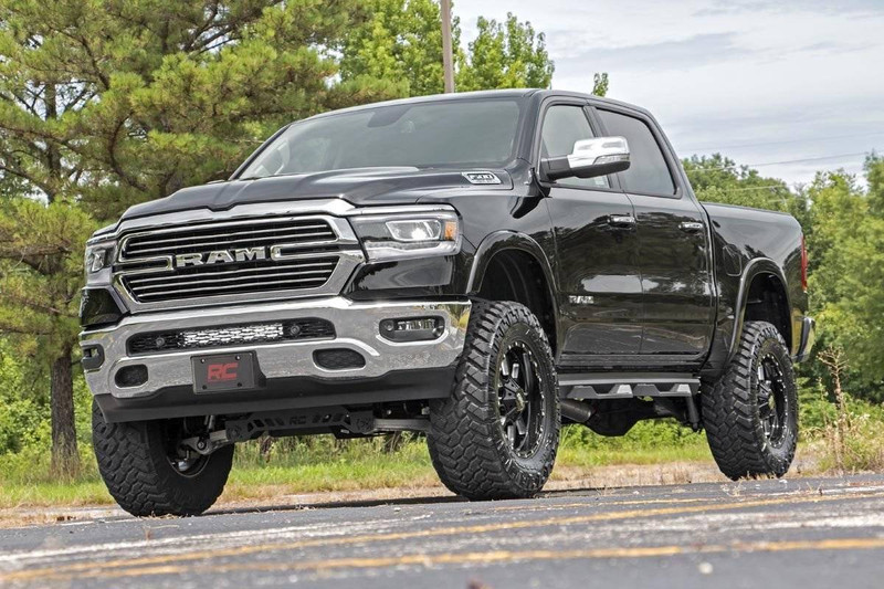 Rough Country Dodge 20in LED Bumper Kit, Chrome Series w/ Amber DRL (19-20 RAM 1500) 70781