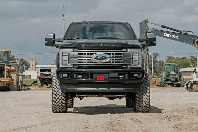 Rough Country 6in Ford Susp Lft Kt w/Rad Arms (17-19 F-250/350 4WD, Dsl, 4in Axle, w/Ovrlds) 55430