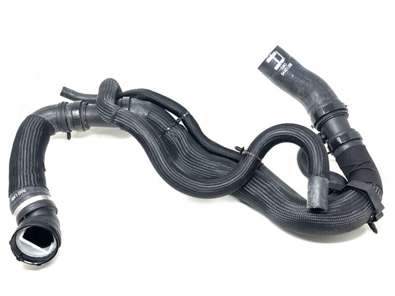 GM Lower Radiator Hose 2017-2019 GM 6.6L Duramax L5P 84401398