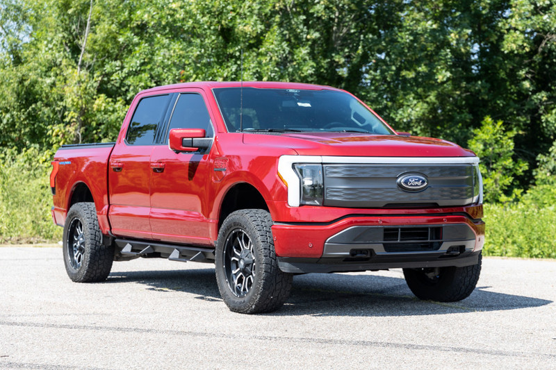 Rough Country - 3 Inch Lift Kit - Forged UCA - Ford F-150 Lightning 4WD (2022-2025)