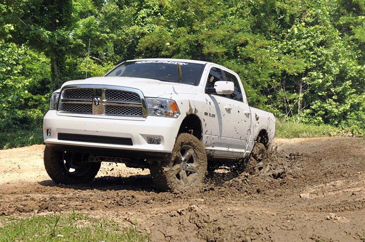 Rough Country - 6 Inch Lift Kit - Ram 1500 4WD (2010-2011)
