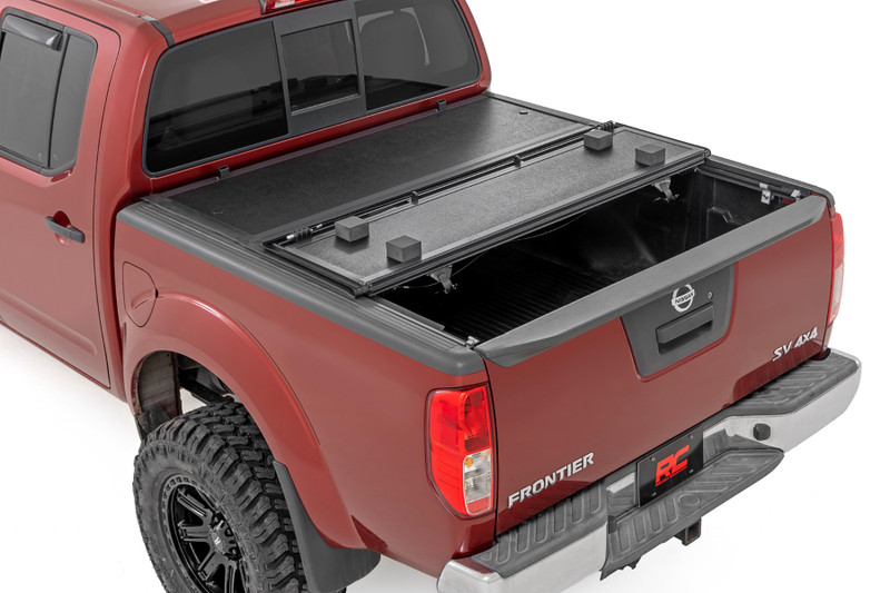 Rough Country - Hard Low Profile Bed Cover - 5' Bed - Cargo Mgmt - Nissan Frontier (05-21)