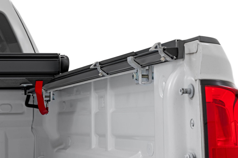 Rough Country - Hard Low Profile Bed Cover - 6' Bed - Chevy/GMC Canyon/Colorado (15-25)