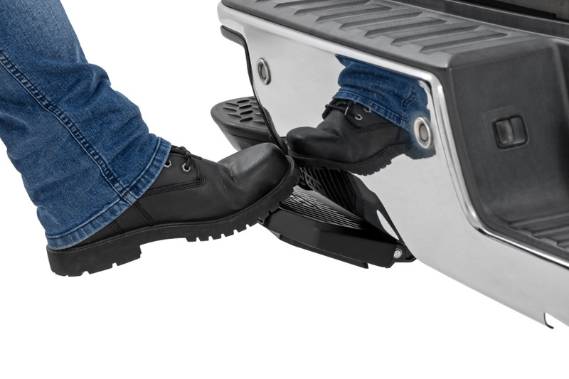 Rough Country - Retractable Bed Step - Manual Pull - Chevy/GMC 1500 (14-18 & Classic)